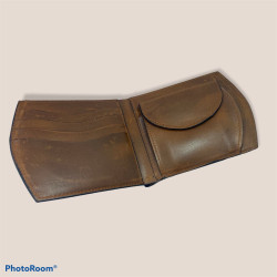 Vacabra Curve Wallet